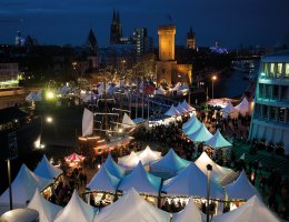 © www.hafen-weihnachtsmarkt.de