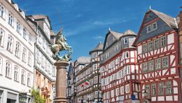 &copy; mojolo-fotolia.com