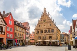 &copy; Sina Ettmer - stock.adobe.com