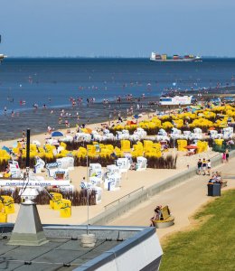 Am Strand von Duhnen © Nordseeheilbad Cuxhaven GmbH